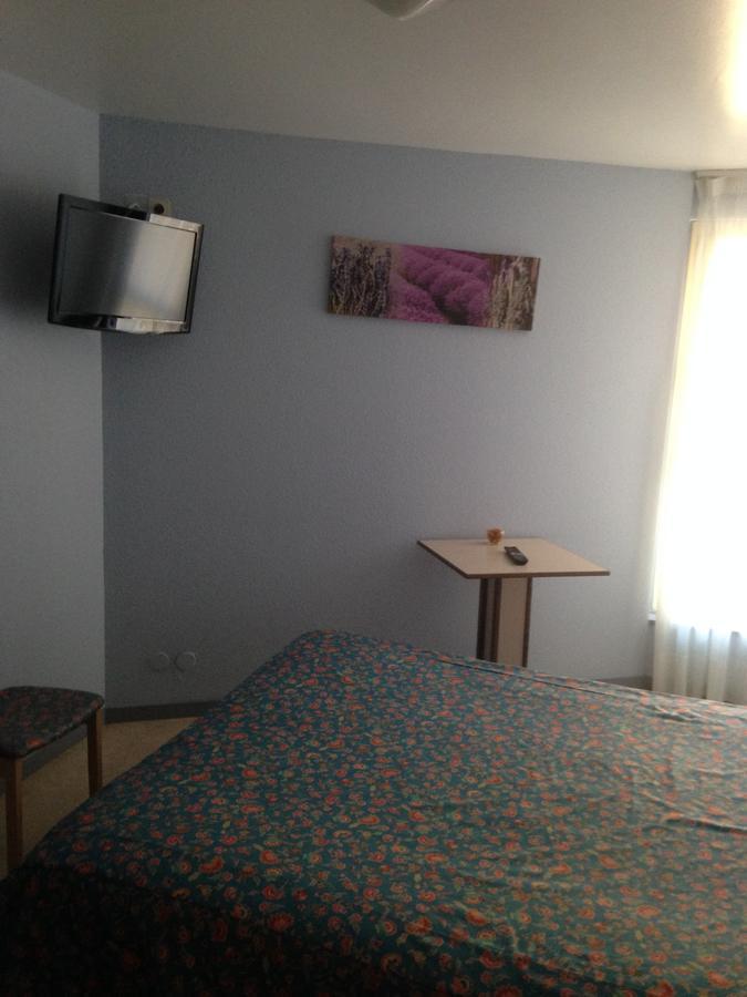 Le Boudes La Vigne Hotel Buitenkant foto